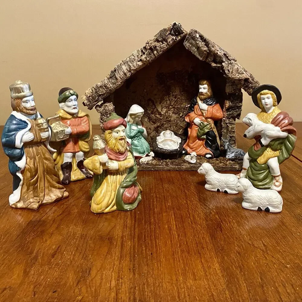 Vintage Christmas Nativity Crèche Manger 9 PC ceramic Rustic Wooden Italy